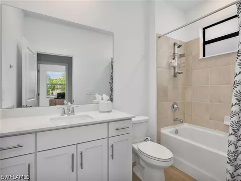 Bath - 20269 Millrun Dr, Estero, FL 33928 photo 5 of 5