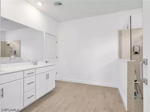 Bath - 20269 Millrun Dr, Estero, FL 33928 photo 3 of 5