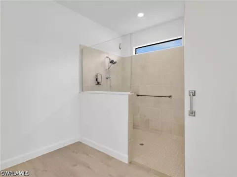 Bath - 20269 Millrun Dr, Estero, FL 33928 photo 2 of 5