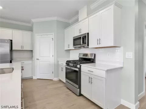 Kitchen - 20269 Millrun Dr, Estero, FL 33928 photo 4 of 5