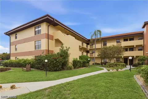 6136 Whiskey Creek Dr #521, Fort Myers, FL 33919
