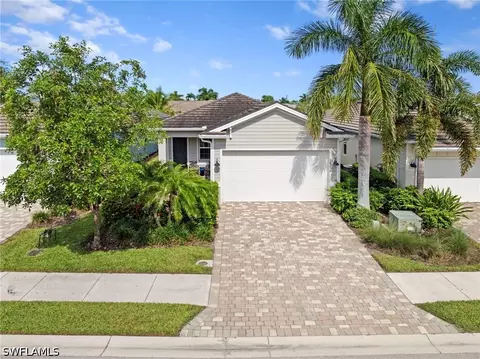28296 Seasons Tide Ave, Bonita Springs, FL 34135
