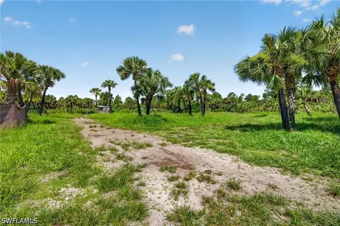 Nnn Ivy Way, Naples, FL 34117 photo 5