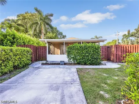 800 102nd Ave N, Naples, FL 34108