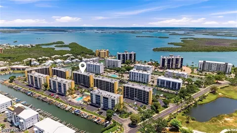 4421 Bay Beach Ln #623, Fort Myers Beach, FL 33931