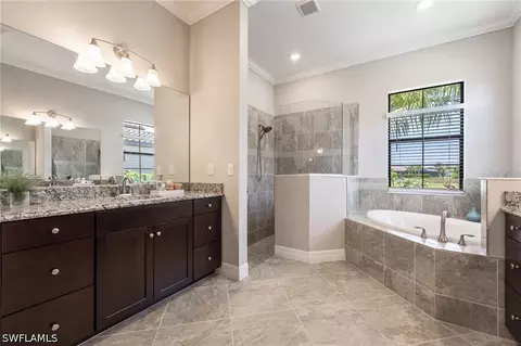 Bath - 17414 Elkgrove Ln, Estero, FL 33928 photo 3 of 4