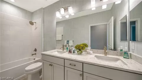Bath - 5034 Draco Cir, Naples, FL 34120 photo 3 of 3