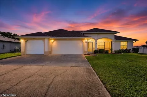 2703 NE Juanita Pl, Cape Coral, FL 33909