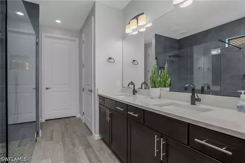 Bath - 19536 Deming Ln, Estero, FL 33928 photo 1 of 4