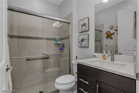 Bath - 19536 Deming Ln, Estero, FL 33928 photo 3 of 4