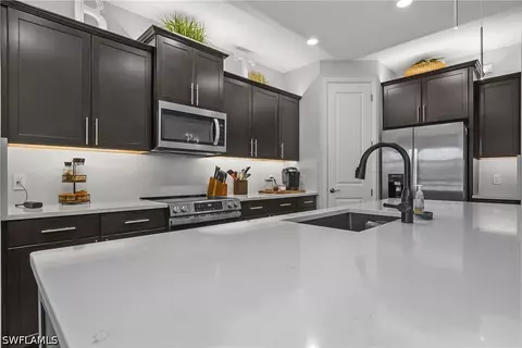 Kitchen - 19536 Deming Ln, Estero, FL 33928 photo 4 of 6