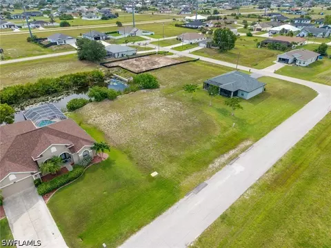 420 NW 23rd Ave, Cape Coral, FL 33993