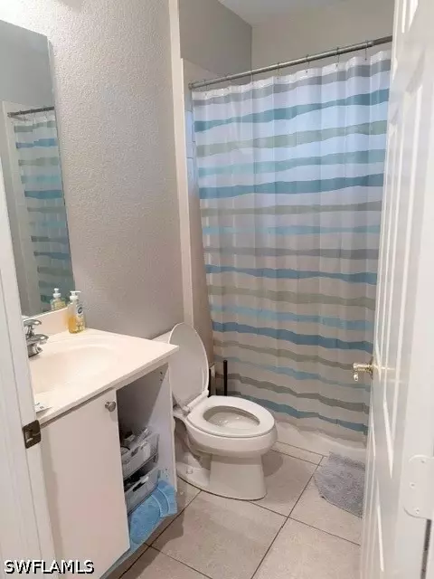 Bath - 20381 Rookery Dr, Estero, FL 33928 photo 3 of 3