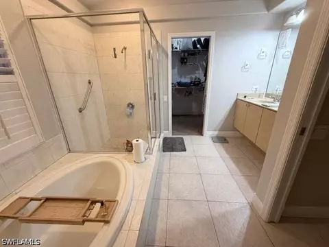Bath - 20381 Rookery Dr, Estero, FL 33928 photo 2 of 3