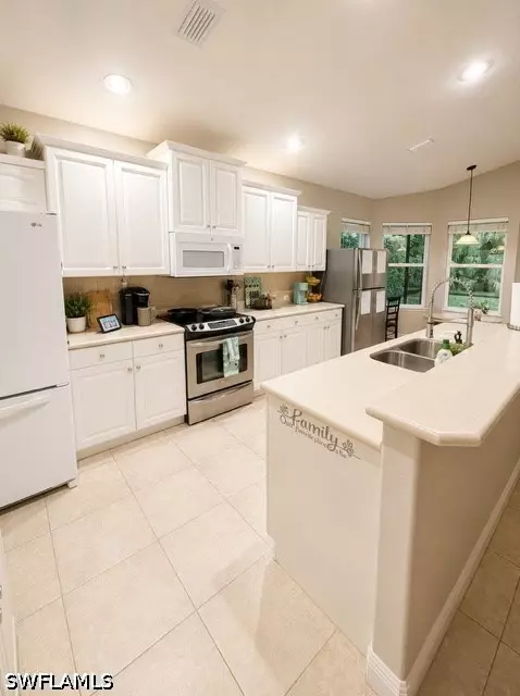Kitchen - 20381 Rookery Dr, Estero, FL 33928 photo 1 of 3