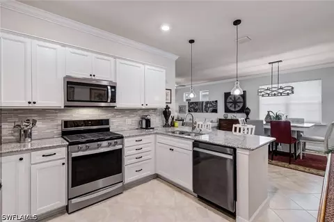 Kitchen - 20005 Parrot Key Ct, Estero, FL 33928 photo 2 of 3