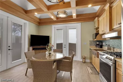 4840 Carriage Ct, Naples, FL 34114 photo 7