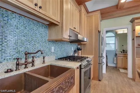 4840 Carriage Ct, Naples, FL 34114 photo 6