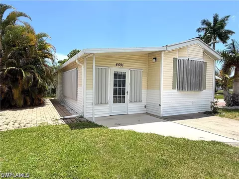 4591 Candlestick Ct E, Estero, FL 33928 photo 3