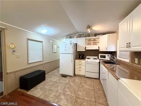 4591 Candlestick Ct E, Estero, FL 33928 photo 12