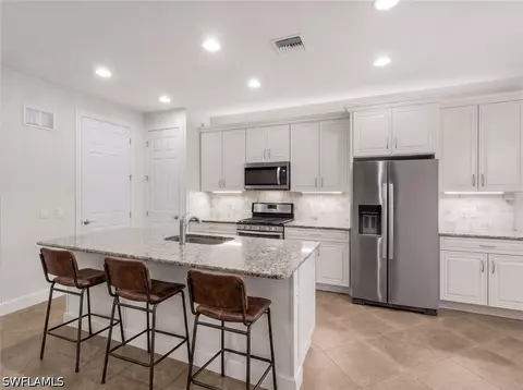 Kitchen - 16367 Halberry Ln, Naples, FL 34110 photo 1 of 5