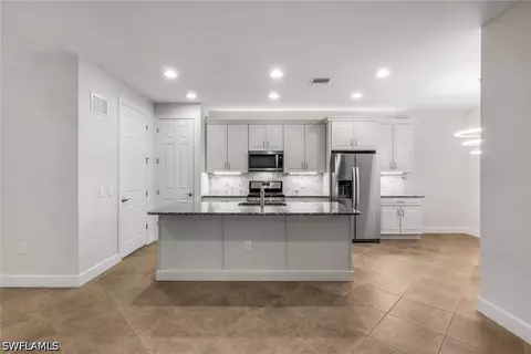 Kitchen - 16367 Halberry Ln, Naples, FL 34110 photo 2 of 5