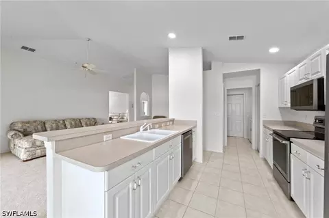 Kitchen - 21536 Brixham Run Loop, Estero, FL 33928 photo 3 of 3