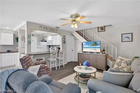 3301 Prince Edward Island Cir #2, Fort Myers, FL 33907