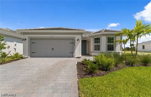 12583 Quartz Dr, Alva, FL 33920