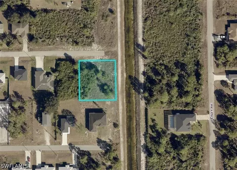 2501 34th St SW, Lehigh Acres, FL 33976