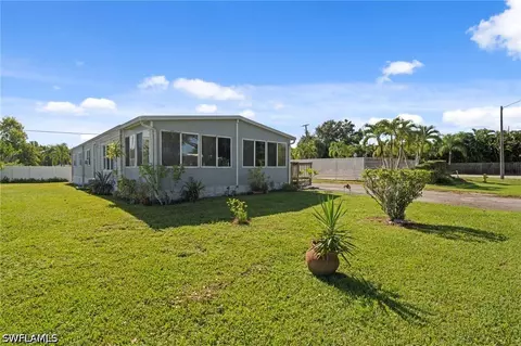 308 Cape Sable Dr, Naples, FL 34104 photo 4