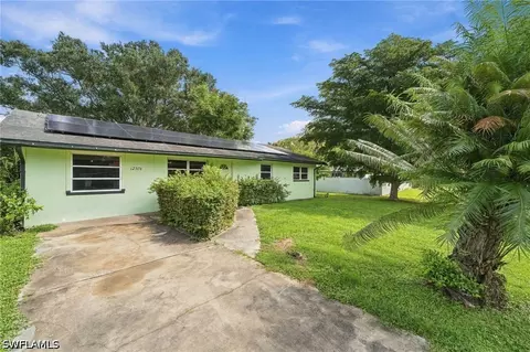 12374 Fourth St, Fort Myers, FL 33905