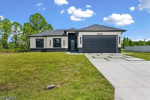 2004 W 9th St, Lehigh Acres, FL 33972