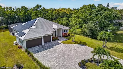 27150 Rue De Paix, Bonita Springs, FL 34135