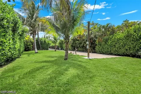4472 Little Hickory Rd, Bonita Springs, FL 34134