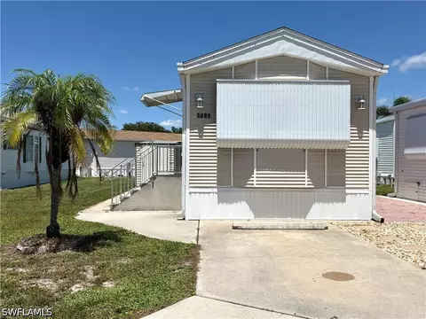 4550 Lafayette Ln E, Estero, FL 33928