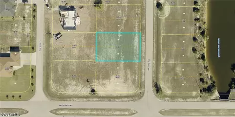 3726 NW 43rd Ave, Cape Coral, FL 33993