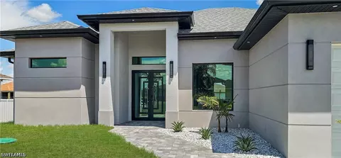 4210 30th St SW, Lehigh Acres, FL 33976
