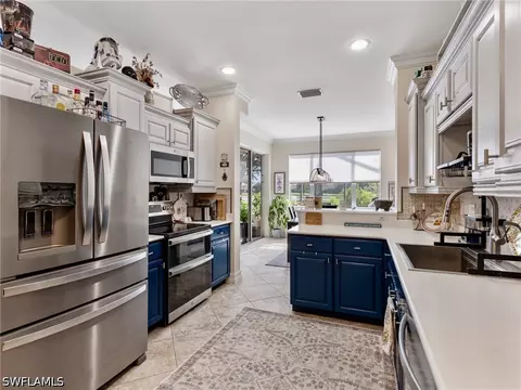 Kitchen - 20479 Larino Loop, Estero, FL 33928 photo 6 of 6