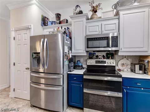 Kitchen - 20479 Larino Loop, Estero, FL 33928 photo 5 of 6