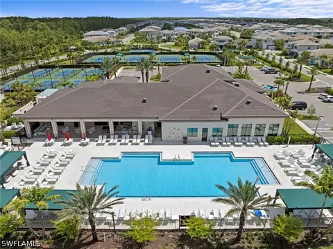 Exterior - 20390 Fair Oak Ln, Estero, FL 33928 photo 4 of 6
