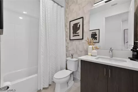 Bath - 20390 Fair Oak Ln, Estero, FL 33928 photo 5 of 5
