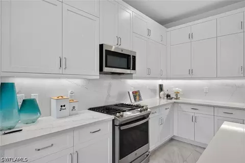 Kitchen - 20390 Fair Oak Ln, Estero, FL 33928 photo 7 of 7
