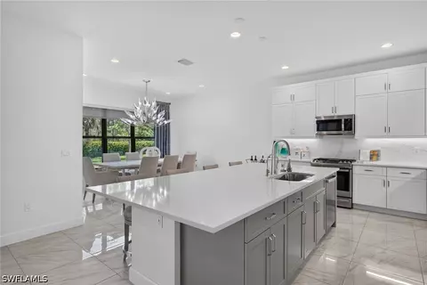 Kitchen - 20390 Fair Oak Ln, Estero, FL 33928 photo 5 of 7