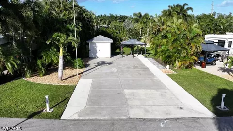 5871 Pathwood Ct, Fort Myers, FL 33905