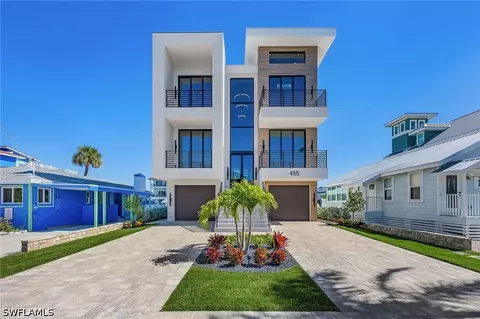 455 Palermo Cir, Fort Myers Beach, FL 33931