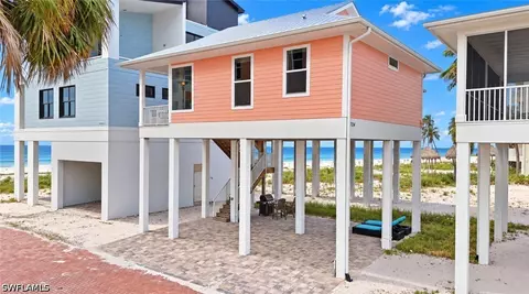 724 Estero Blvd, Fort Myers Beach, FL 33931