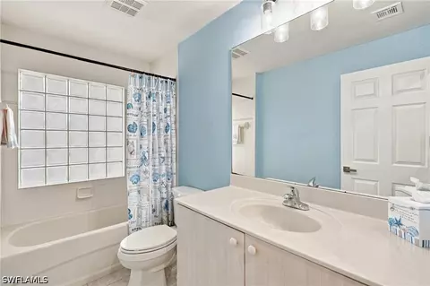 Bath - 20052 Serene Meadow Ln, Estero, FL 33928 photo 4 of 4