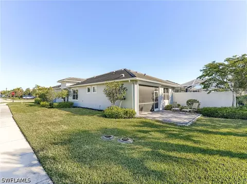 Exterior - 10641 Jackson Square Dr, Estero, FL 33928 photo 10 of 11