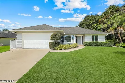 27968 Lance Dr, Bonita Springs, FL 34135